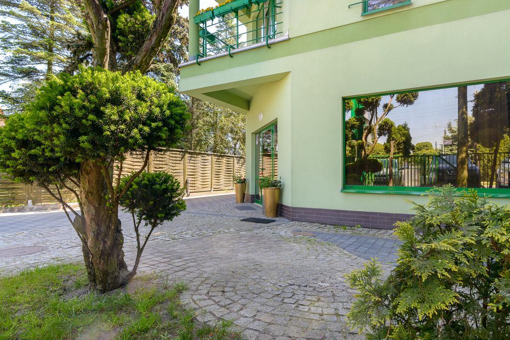 Hotel Zielony Познан Екстериор снимка