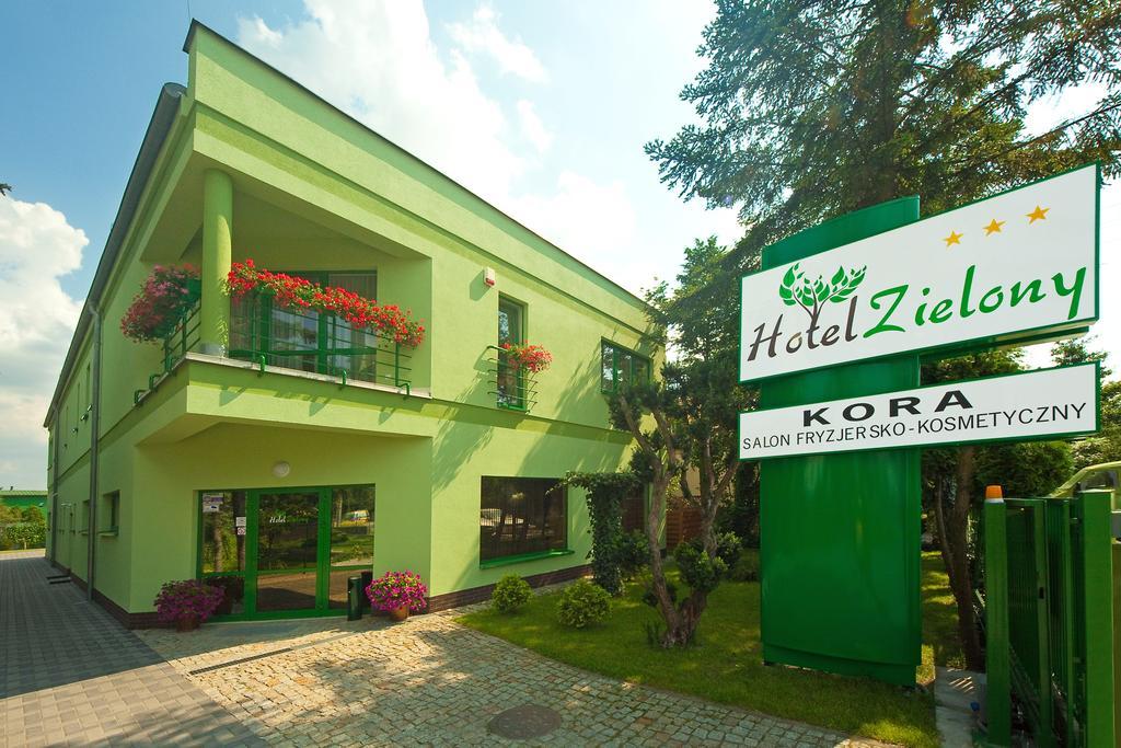 Hotel Zielony Познан Екстериор снимка